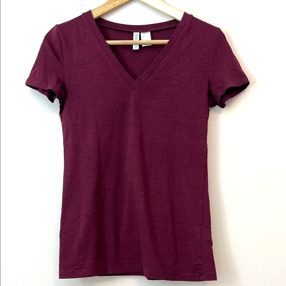 H&M V Neck T-Shirt Short Sleeve Cotton Blend Stretch Casual Burgundy Red Small
